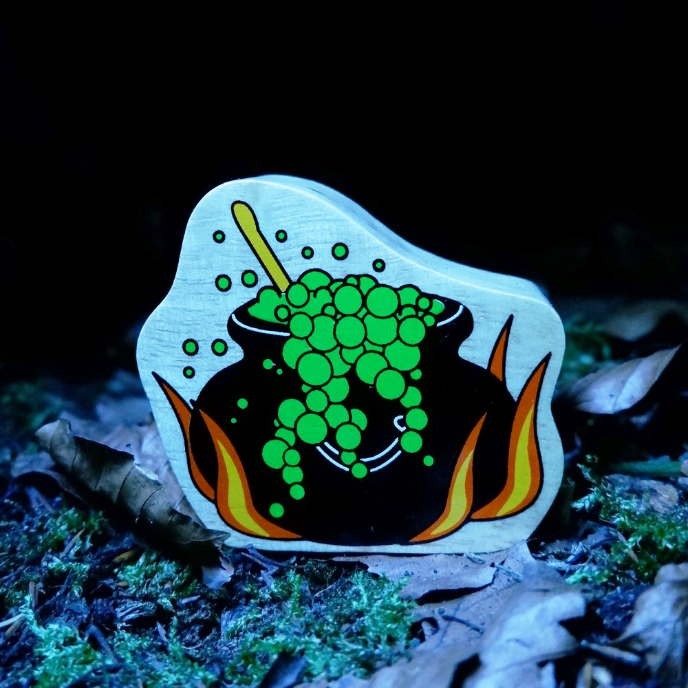 Lanka Kade Natural Green & Black Cauldron