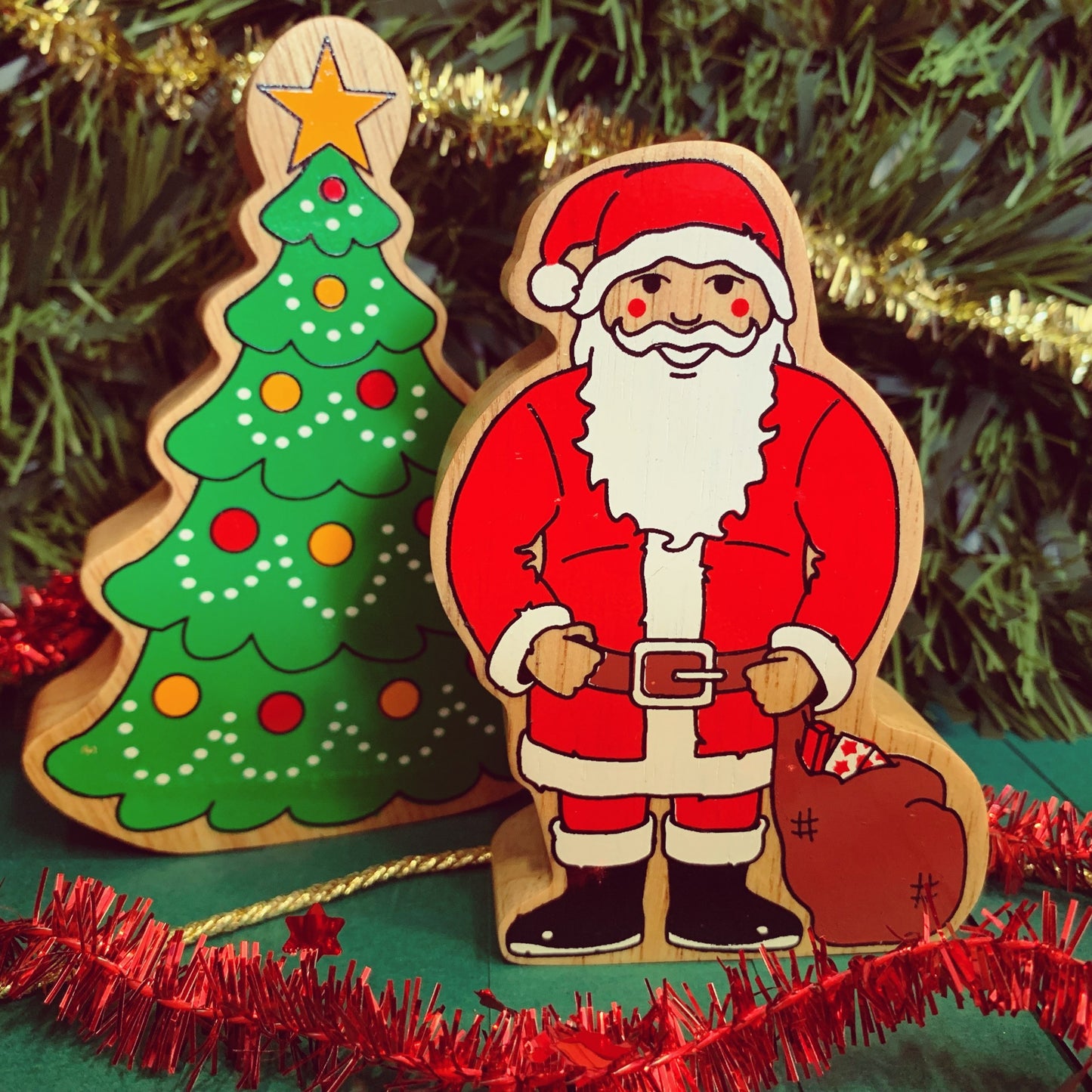 Lanka Kade Red and White Father Christmas