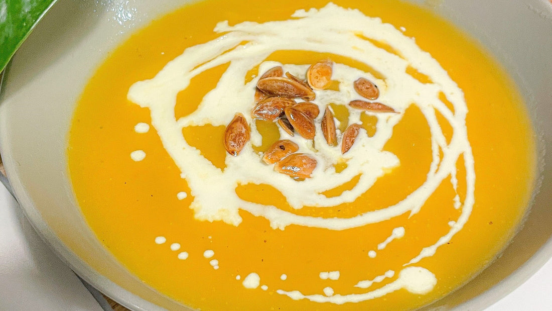 Vegan Pumpkin Leftover Soup With Roasted Pumpkin Seeds